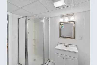 118 Foxcroft Avenue, Warwick, RI 02889 - Photo 12