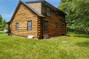 1221 S Rd, South Kingstown, RI 02879 - Photo 4