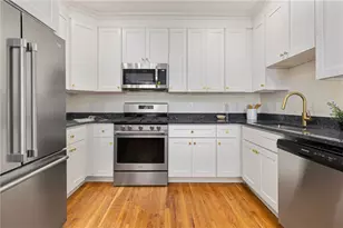 43 Chapin Ave, Providence, RI 02909 - Photo 14