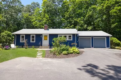 45 Gardiner Avenue, North Kingstown, RI 02852 - Photo 2