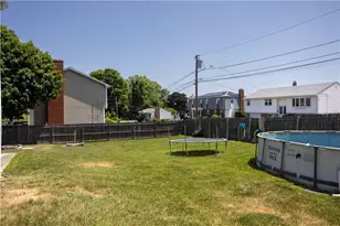 46 Irving St, North Providence, RI 02904 - Photo 8