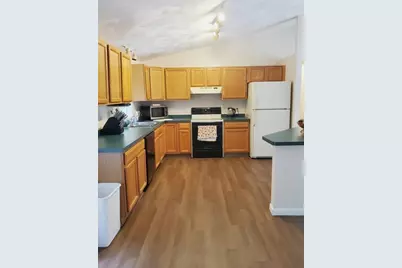 91 Oregon Avenue, Woonsocket, RI 02895 - Photo 4