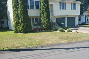 91 Oregon Ave, Woonsocket, RI 02895 - Photo 1