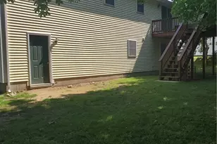 91 Oregon Ave, Woonsocket, RI 02895 - Photo 6