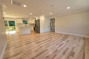 513 Knotty Oak Rd, Coventry, RI 02816 - Photo 10
