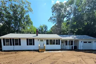 513 Knotty Oak Rd, Coventry, RI 02816 - Photo 1