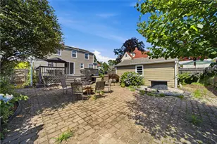 24 Rosegarden St, Warwick, RI 02888 - Photo 28