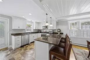 24 Rosegarden St, Warwick, RI 02888 - Photo 10