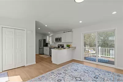 64 Burnside Avenue, Narragansett, RI 02882 - Photo 8