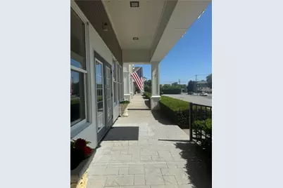 3030 East Main Road #3, Portsmouth, RI 02871 - Photo 2