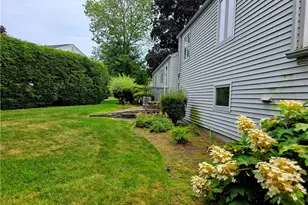 40 Russet Way, Cranston, RI 02920 - Photo 34