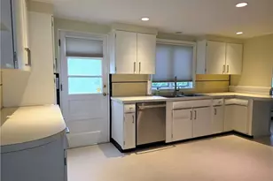 40 Russet Way, Cranston, RI 02920 - Photo 8