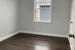 14 Sherwood St, Providence, RI 02908 - Photo 22