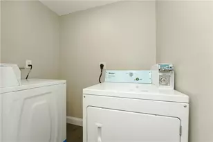 71 St Elizabeth St, Bristol, RI 02809 - Photo 14