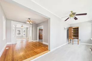 13 Clyde St, Providence, RI 02908 - Photo 10