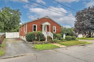 264 Phillips St, Woonsocket, RI 02895 - Photo 1