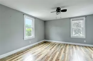 264 Phillips St, Woonsocket, RI 02895 - Photo 20