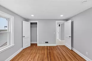 28 Hazard St, Pawtucket, RI 02860 - Photo 10