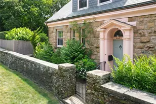 2 Hazard Ave, Newport, RI 02840 - Photo 30