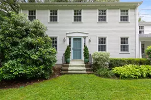 20 Terrace Dr, Barrington, RI 02806 - Photo 2