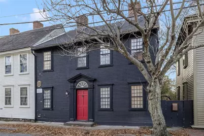 73 Thames Street #B, Newport, RI 02840 - Photo 2