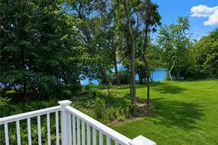 700 Sandy Ln, Warwick, RI 02889 - Photo 2