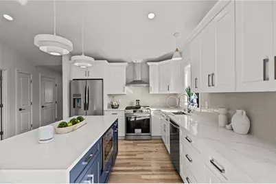 700 Sandy Lane #9, Warwick, RI 02889 - Photo 2