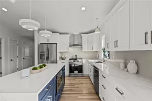700 Sandy Ln, Warwick, RI 02889 - Photo 1