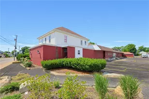 955 W Shore Rd, Warwick, RI 02889 - Photo 1