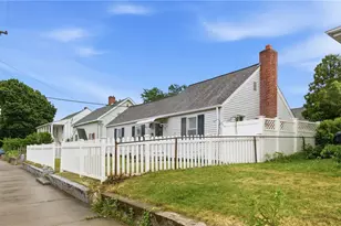 61 W Warwick Ave, West Warwick, RI 02893 - Photo 14