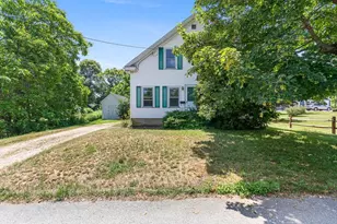 18 Austin St, South Kingstown, RI 02879 - Photo 1