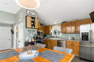 57 Vanstone Ave, Warwick, RI 02889 - Photo 18