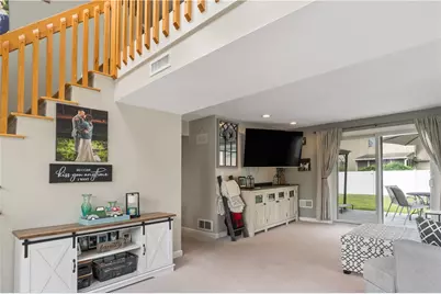 57 Vanstone Avenue, Warwick, RI 02889 - Photo 10