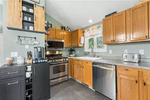57 Vanstone Ave, Warwick, RI 02889 - Photo 20