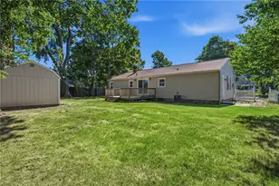132 Potowomut Rd, Warwick, RI 02818 - Photo 24