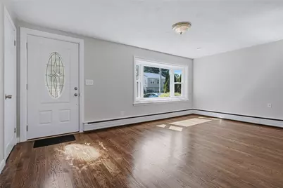 132 Potowomut Road, Warwick, RI 02818 - Photo 6