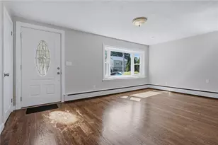 132 Potowomut Rd, Warwick, RI 02818 - Photo 6