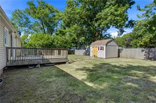 132 Potowomut Rd, Warwick, RI 02818 - Photo 32