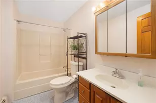37 Opechee Dr, Bristol, RI 02809 - Photo 22