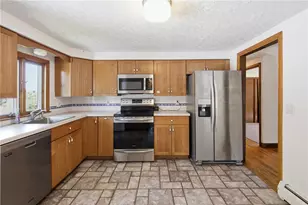 18 Continental Dr, Middletown, RI 02842 - Photo 6