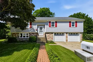 18 Continental Dr, Middletown, RI 02842 - Photo 1