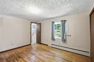 18 Continental Dr, Middletown, RI 02842 - Photo 14