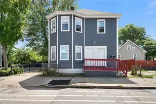 346 Douglas Ave, Providence, RI 02908 - Photo 1