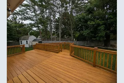 3 Meadow Circle, Barrington, RI 02806 - Photo 4