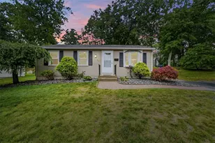 162 Princeton Ave, Coventry, RI 02816 - Photo 2
