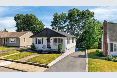44 Cliff Avenue, Cranston, RI 02920 - Photo 2