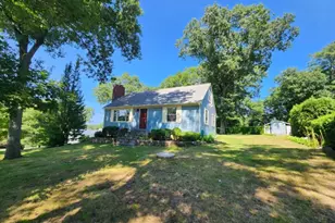 4 Patricia Ave, North Smithfield, RI 02896 - Photo 2