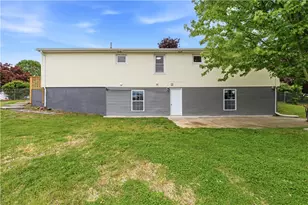 131 Woodland Ave, Cranston, RI 02920 - Photo 14