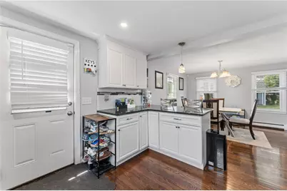 21 Bailey Street, East Providence, RI 02916 - Photo 18