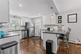 21 Bailey St, East Providence, RI 02916 - Photo 14